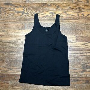 Free with $15 purchase (1 free item per sale) Old navy large tank